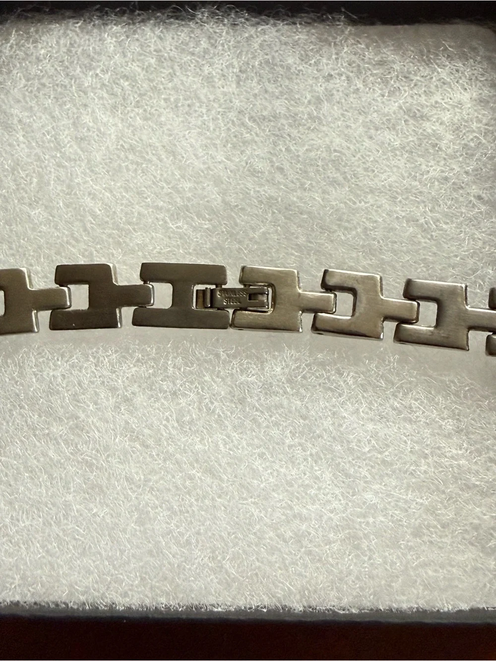 Classic Stainless Steel Interlocking Geometric Link Design 24” Chain